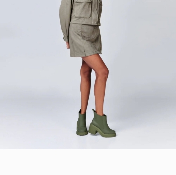 💚🔹️MELISSA🔹️ Made In Brazil Courtney Boots in green - Picture 6 of 6